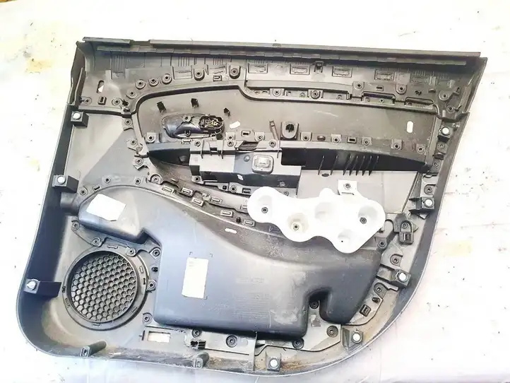 Renault Scenic III - Grand scenic III (2009 - 2016) 156043972 Обшивка задней двери — фото 2