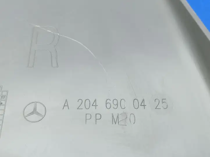 Mercedes-Benz C W204 (2007 - 2014) A2046900425 Нижняя обшивка стойки B — фото 3