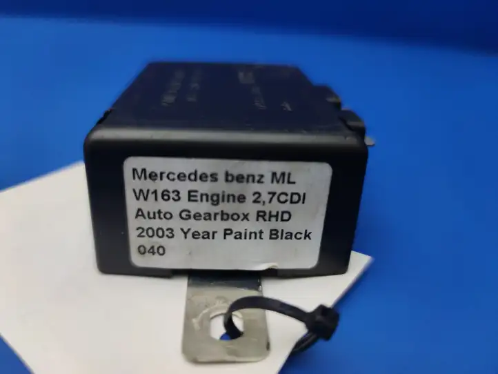 Mercedes-Benz ML W163 (1997 - 2005) 1638200289 Усилитель антенны — фото 4