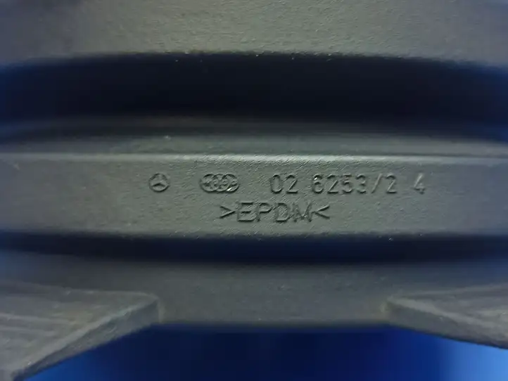 Mercedes-Benz ML W163 (1997 - 2005) 02625324 Трубка подачи воздуха — фото 3