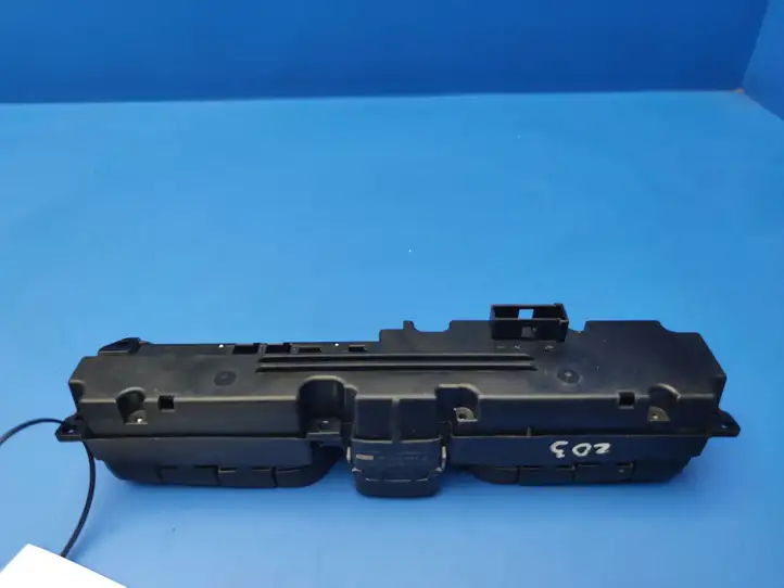 Mercedes-Benz C W203 (2000 - 2007) 2038203710 Другие включатели / ручки/ переключатели — фото 2