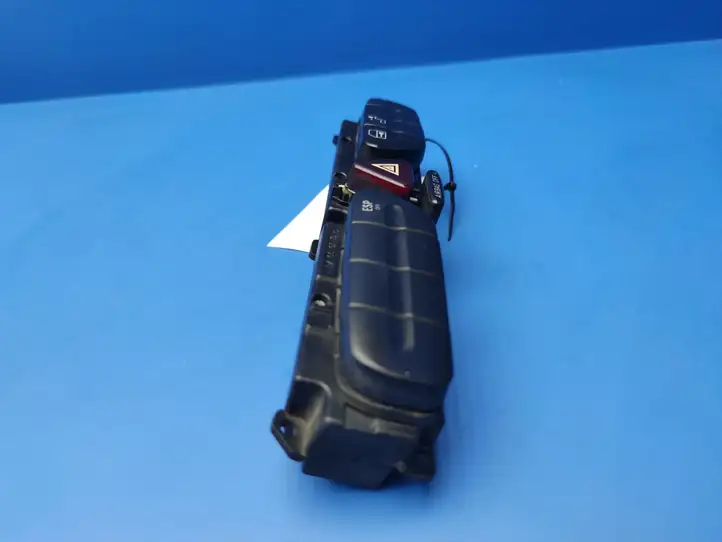 Mercedes-Benz C W203 (2000 - 2007) 2038203710 Другие включатели / ручки/ переключатели — фото 6