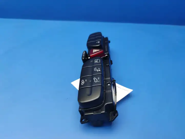 Mercedes-Benz C W203 (2000 - 2007) A2038209310 Другие включатели / ручки/ переключатели — фото 2