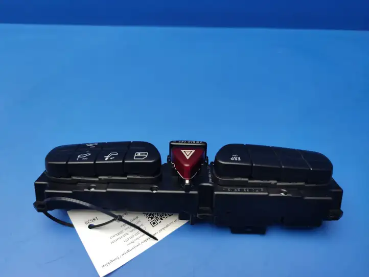 Mercedes-Benz C W203 (2000 - 2007) A2038209310 Другие включатели / ручки/ переключатели — фото 4