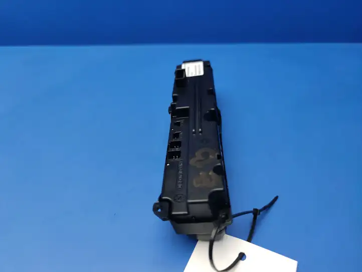 Mercedes-Benz C W203 (2000 - 2007) 2038217279 Другие включатели / ручки/ переключатели — фото 5