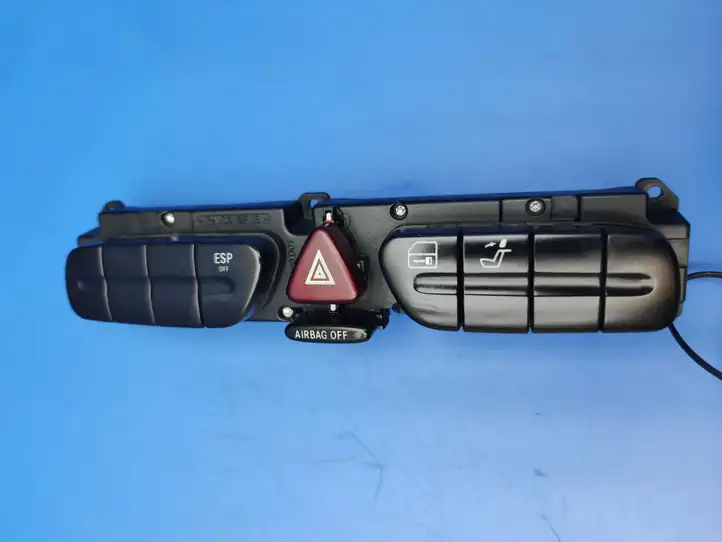 Mercedes-Benz C W203 (2000 - 2007) 2038203710 Другие включатели / ручки/ переключатели — фото 5