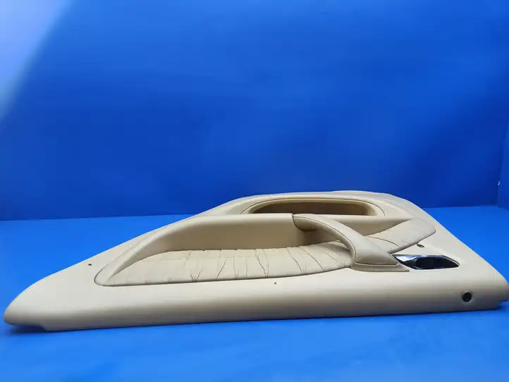 Mercedes-Benz ML W163 (1997 - 2005) Обшивка задней двери — фото 11