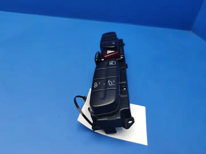 Mercedes-Benz C W203 (2000 - 2007) 2038218879 Другие включатели / ручки/ переключатели — фото 4