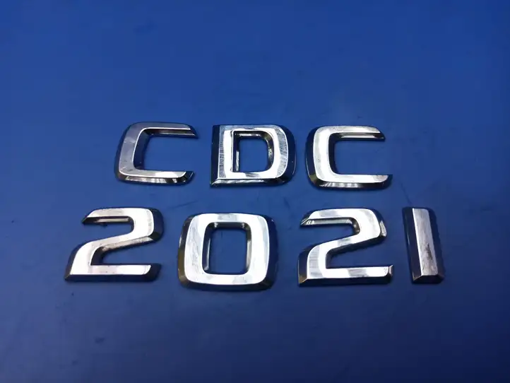 Mercedes-Benz C W204 (2007 - 2014) C220CDI Эмблема производителя — фото 1