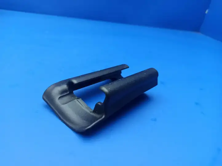 Mercedes-Benz C W204 (2007 - 2014) A2049190620 Отделка салазок сиденья пассажира — фото 6