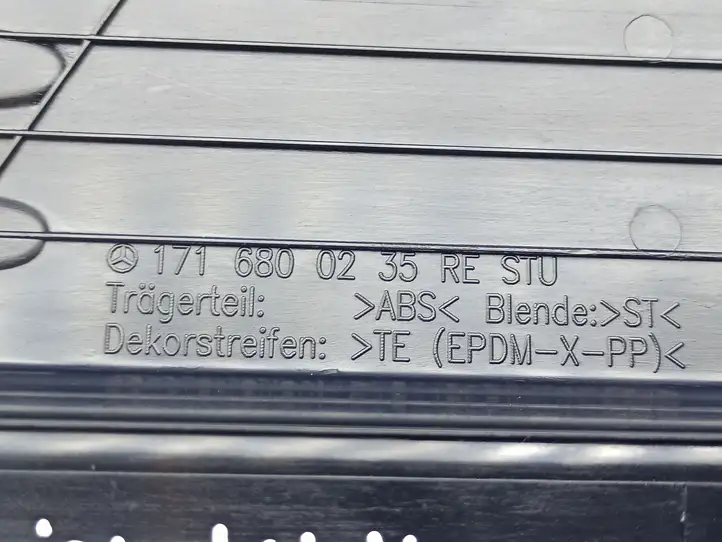 Mercedes-Benz SLK R171 (2005 - 2011) 1716800235 Внутренняя отделка переднего порога — фото 11