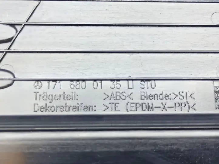 Mercedes-Benz SLK R171 (2005 - 2011) 1716800135 Внутренняя отделка переднего порога — фото 8