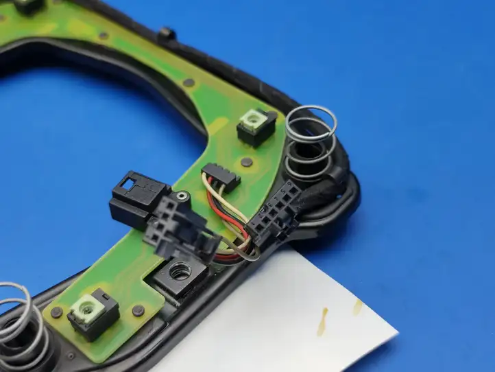 Mercedes-Benz E W211 (2002 - 2009) 5158 Кнопки на рулевом колесе — фото 5