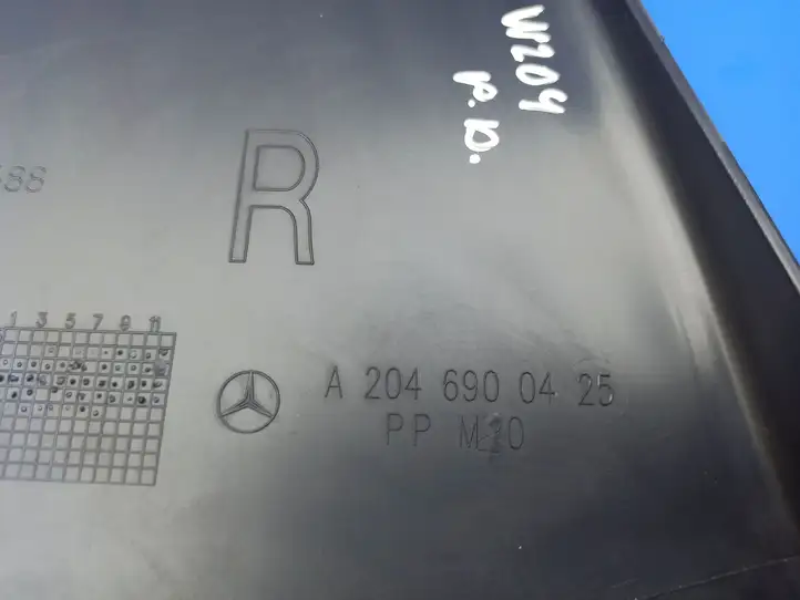 Mercedes-Benz C W204 (2007 - 2014) A2046900425 Нижняя обшивка стойки B — фото 10