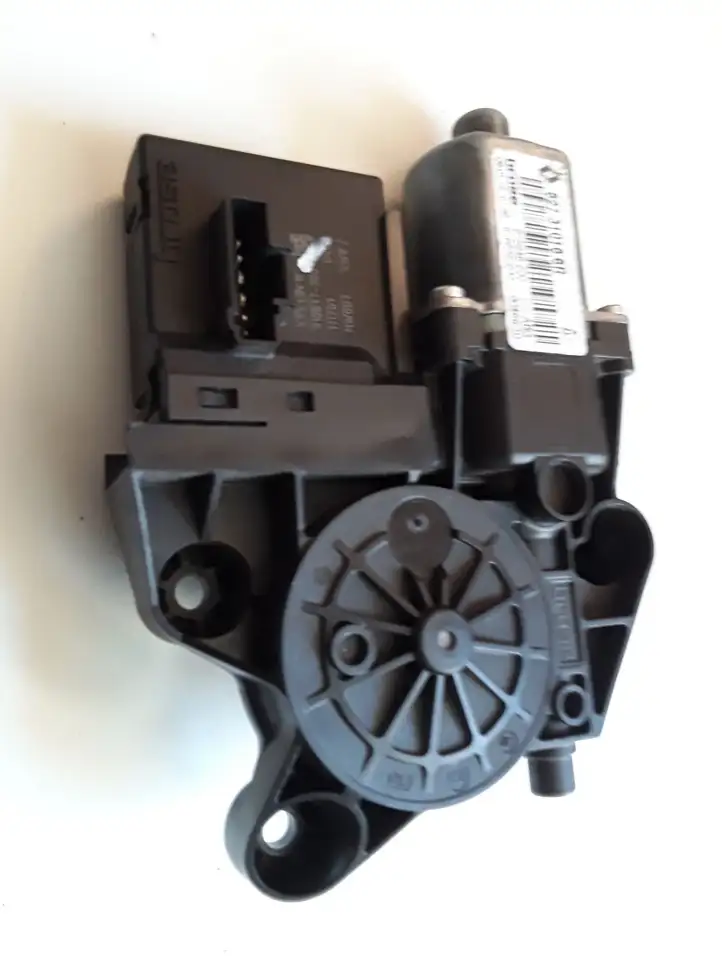 Renault Scenic III - Grand scenic III (2009 - 2016) 827310166R Стеклоподъемник задней двери — фото 2