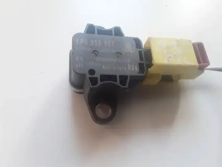 Audi A3/S3 8P (2008 - 2013) 8P0955557 Датчик удара SRS — фото 1
