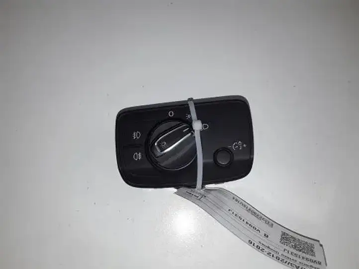 Audi A3/S3 8V (2012 - 2016) 8V0941531J Включатель фонарей — фото 1
