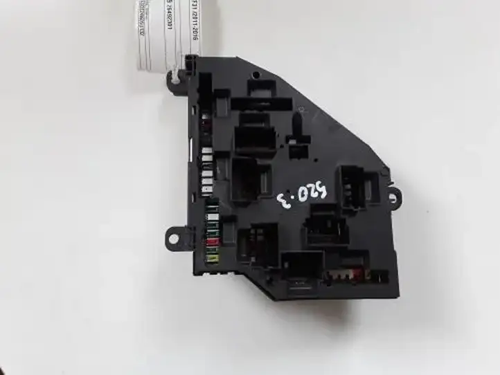 BMW 3 F30 F35 F31 (2012 - 2018) 926492301 Блок предохранителей — фото 3