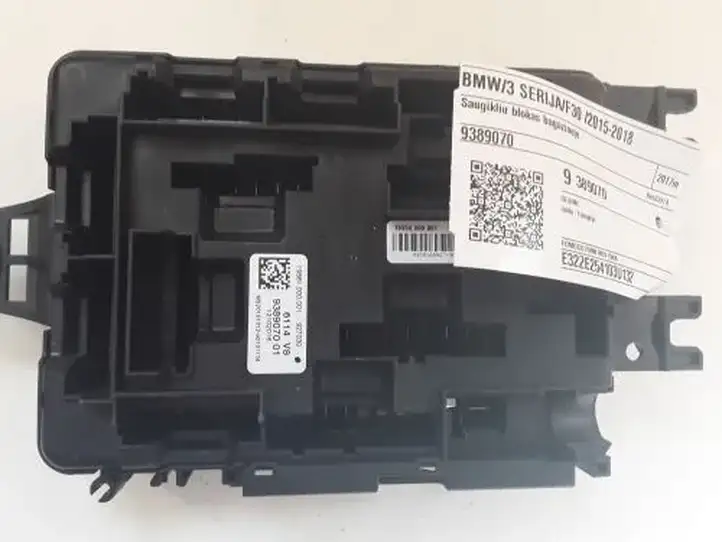 BMW 3 F30 F35 F31 (2012 - 2018) 9389070 Блок предохранителей — фото 2