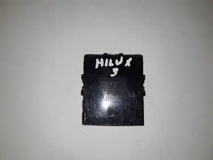 Toyota Hilux (AN10, AN20, AN30) (2008 - 2011) 8953371040 Другое реле — фото 2