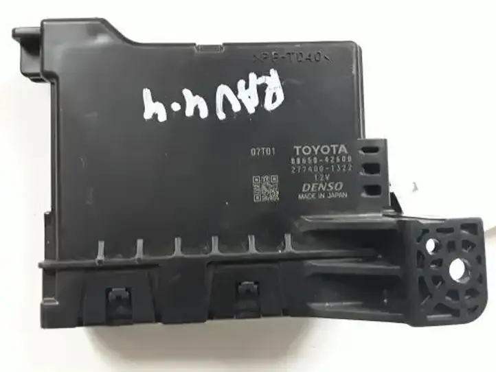 Toyota RAV 4 (XA40) (2012 - 2018) 8865042600 Прочие блоки управления — фото 1