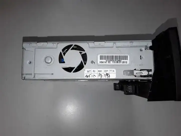 Audi Q5 SQ5 (2008 - 2012) AD100169005 Магнитола / мультимедийная система — фото 3