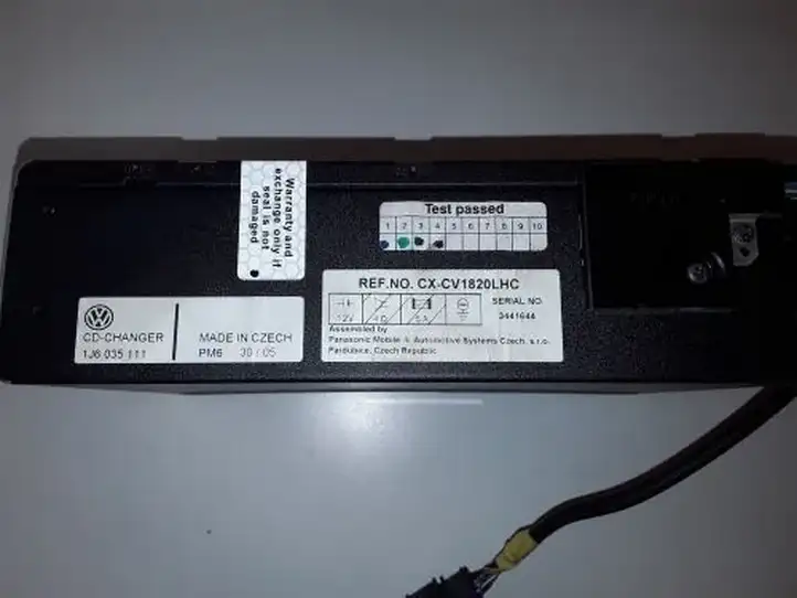 Volkswagen Touareg I (2002 - 2010) 1J6035111 CD/DVD чейнджер — фото 3