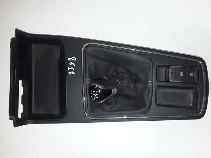 Seat Leon (5F) (2012 - 2019) 5F2863283D Другая деталь консоли (туннеля) — фото 3