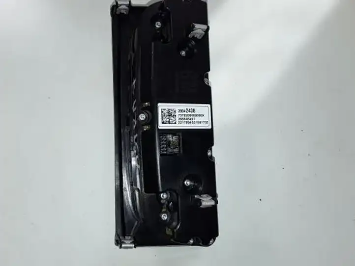 Opel Astra K (2015 - 2020) 39042438 Блок управления климат-контролем — фото 2