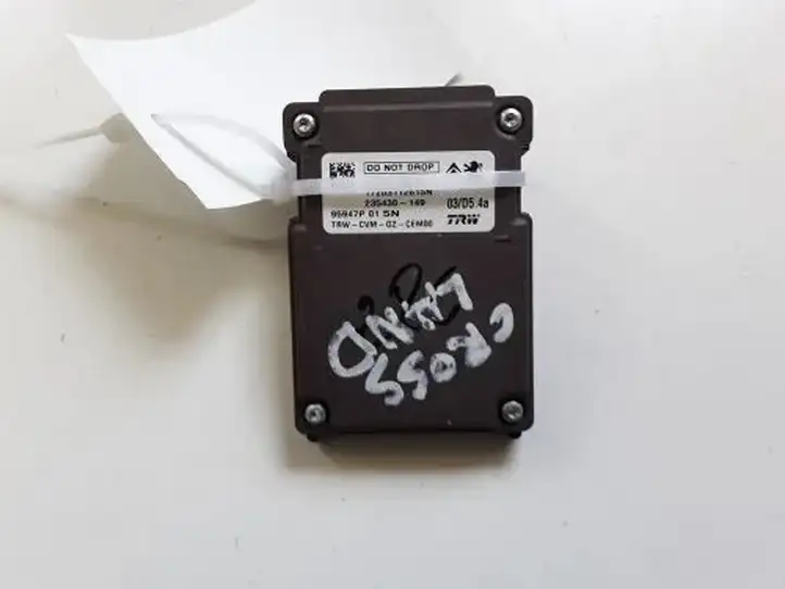 Opel Crossland X (2017 - 2020) 9826178580 Камера в лобовом стекле — фото 2