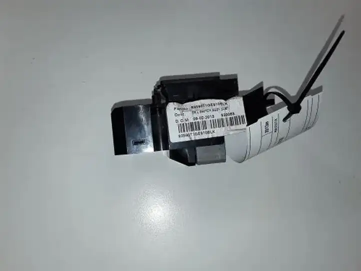 Honda CR-V (2012 - 2016) 83590T1GE910 Кнопка стеклоподъемников — фото 2
