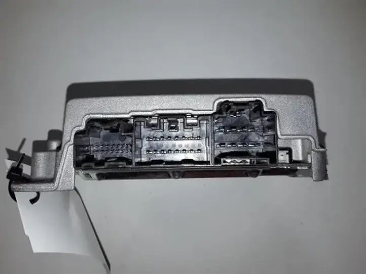 Mazda 6 (2012 - 2015) GPH966920A Усилитель звука — фото 2