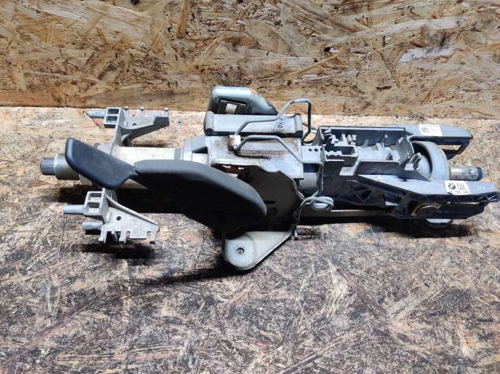 BMW 5 F10 F11 (2009 - 2016)  6795345 Ось рулевого колеса