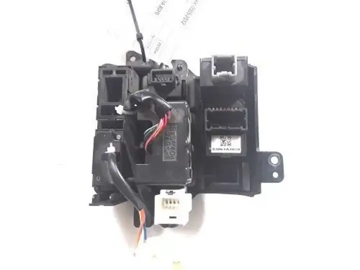 Subaru Outback (2009 - 2014) 83061AJ020 Кнопка ручного тормоза — фото 2
