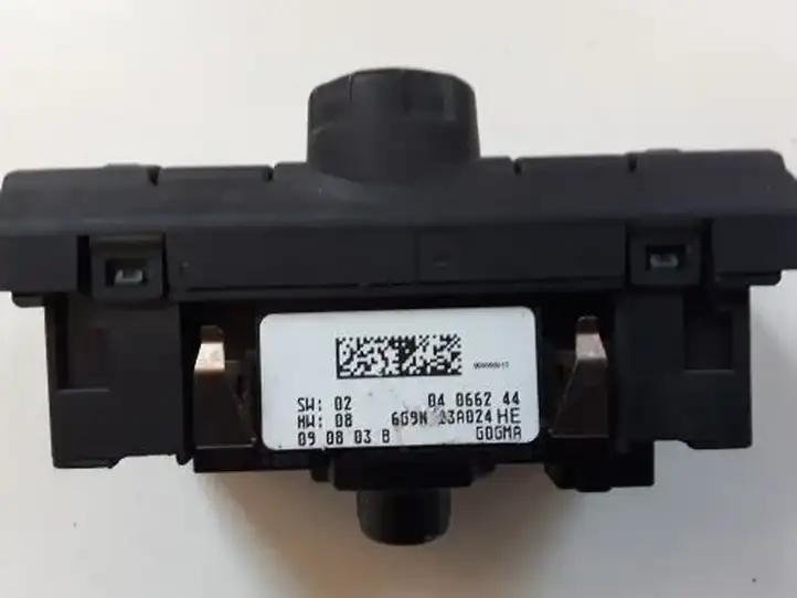 Land Rover Freelander 2 - LR2 (2006 - 2010) 6G9N13A024HE Включатель фонарей — фото 2