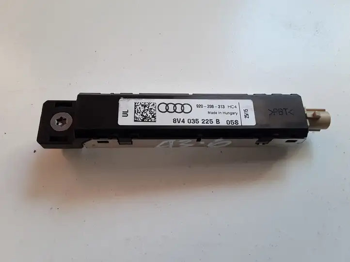 Audi A3/S3 8V (2012 - 2016) 8V4035225B Усилитель антенны — фото 1