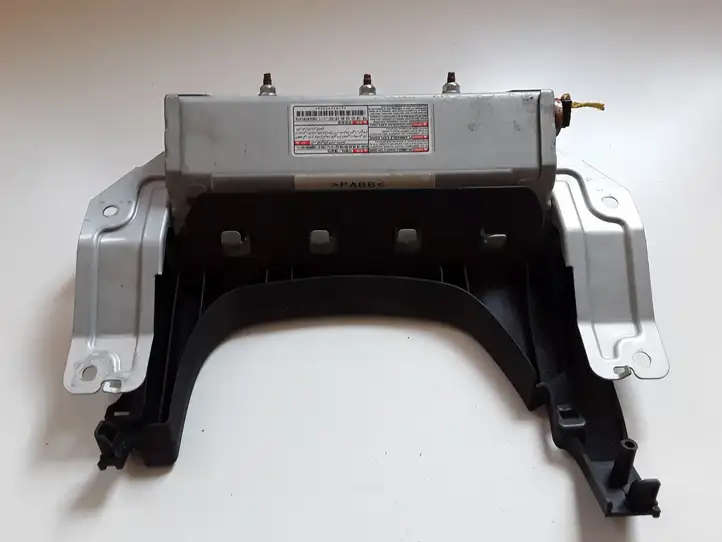 Mitsubishi ASX (2017 - 2019) 7030A241 Коленная подушка безопасности — фото 3