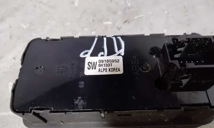 Opel Vectra C (2002 - 2005) 09185952 Блок кнопок стеклоподъемников — фото 2