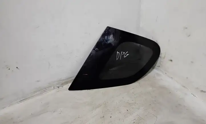 Lexus CT 200H (2010 - 2013) 2033003 Заднее боковое стекло — фото 1