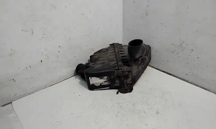 Toyota Yaris Verso (1999 - 2005) 1770133110 Корпус воздушного фильтра — фото 3