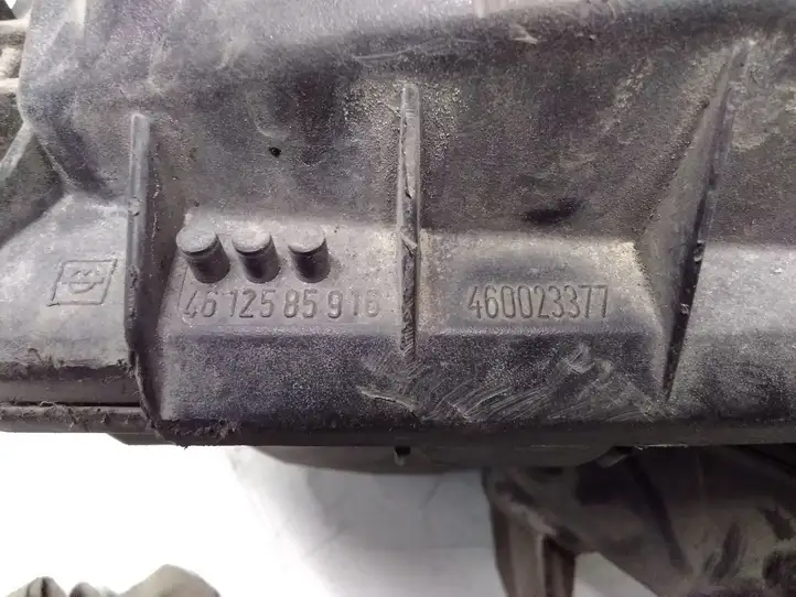 Opel Meriva A (2002 - 2006) 4612585916 Корпус воздушного фильтра — фото 7