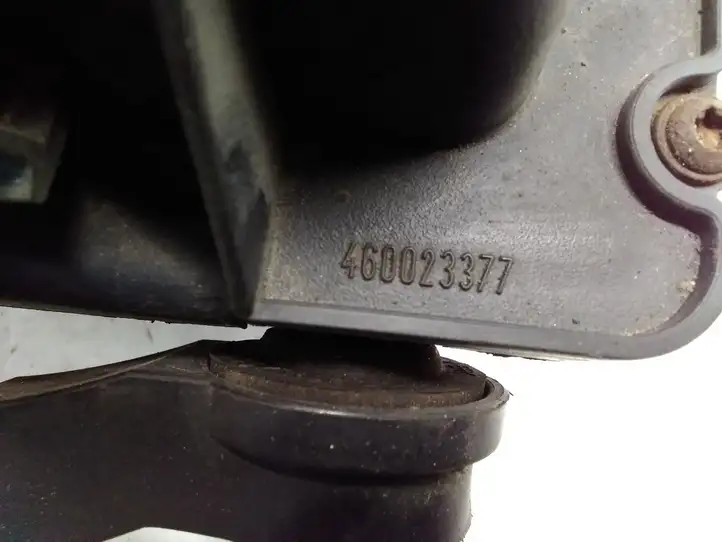 Opel Astra H (2004 - 2009) 460023377 Корпус воздушного фильтра — фото 5