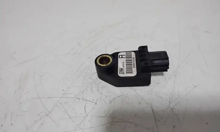 Toyota Corolla Verso AR10 (2004 - 2009) 891730F010A Датчик удара SRS — фото 2