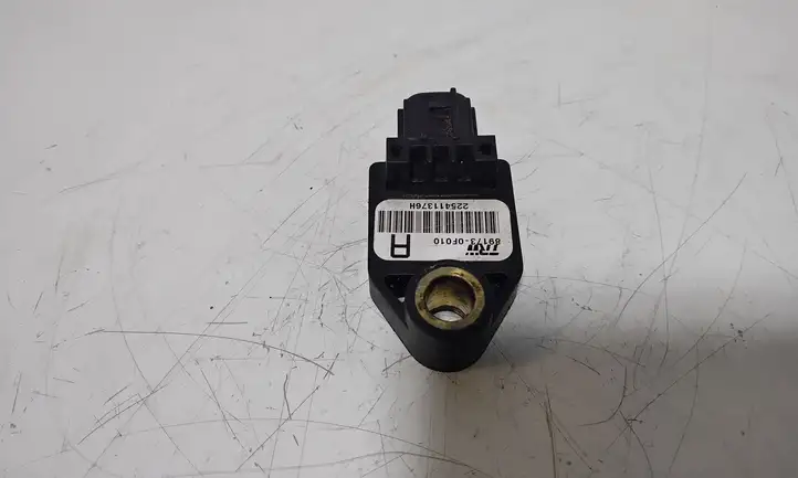 Toyota Corolla Verso AR10 (2004 - 2009) 891730F010A Датчик удара SRS — фото 4