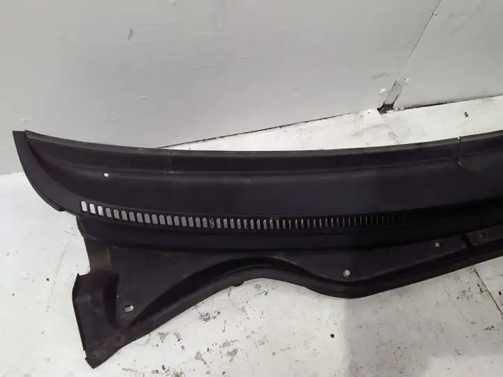 Toyota Corolla Verso AR10 (2004 - 2009) 557820F010 Жабо стеклоочистителей — фото 2
