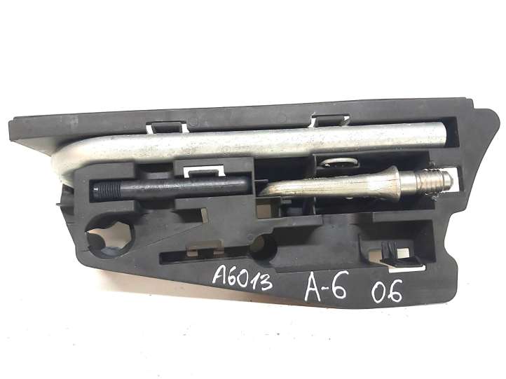 Audi A6 (2004 - 2008)  8N0012219 Комплект инструментов