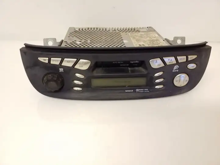 Nissan Almera (2000 - 2006) 28113BU015 Магнитола / мультимедийная система — фото 1