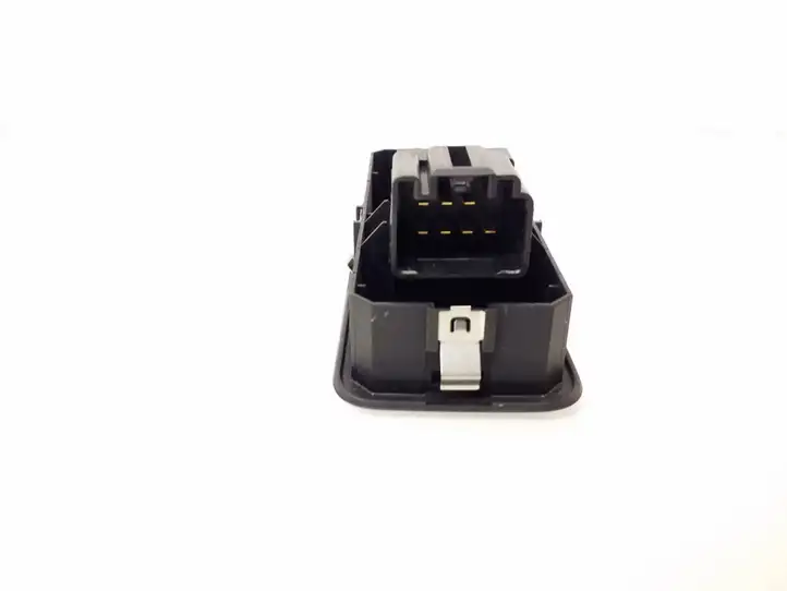 Land Rover Discovery 3 - LR3 (2004 - 2009) YUD501070PVJ Блок кнопок стеклоподъемников — фото 2
