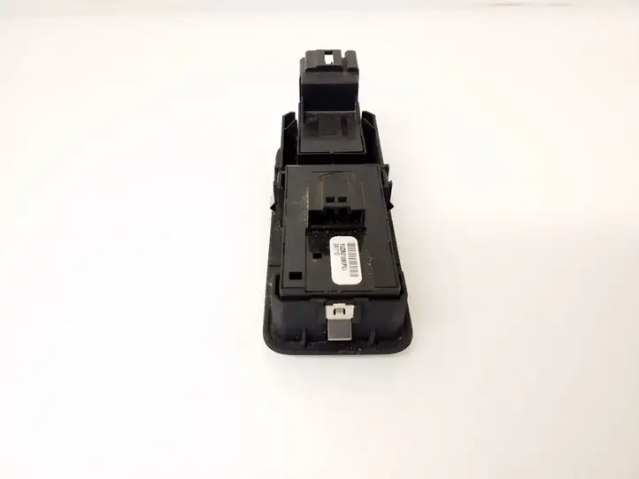 Land Rover Discovery 3 - LR3 (2004 - 2009) YUD501070PVJ Блок кнопок стеклоподъемников — фото 3
