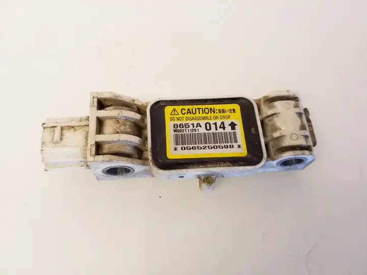 Mitsubishi Grandis (2003 - 2012) 8651A014 Датчик удара SRS — фото 1